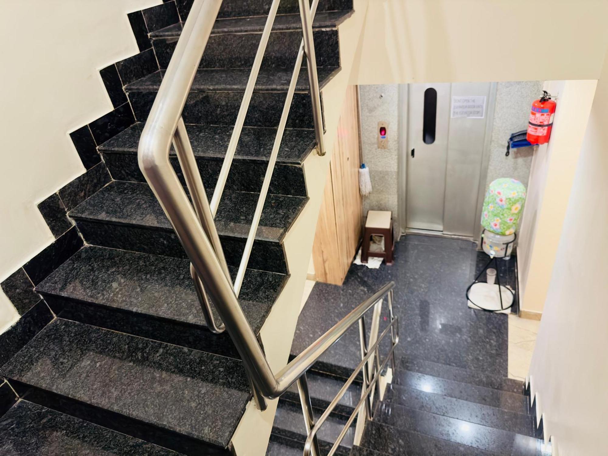 Stay Court - Business Class Hotel - Near Central Railway Station Chennai Exterior photo