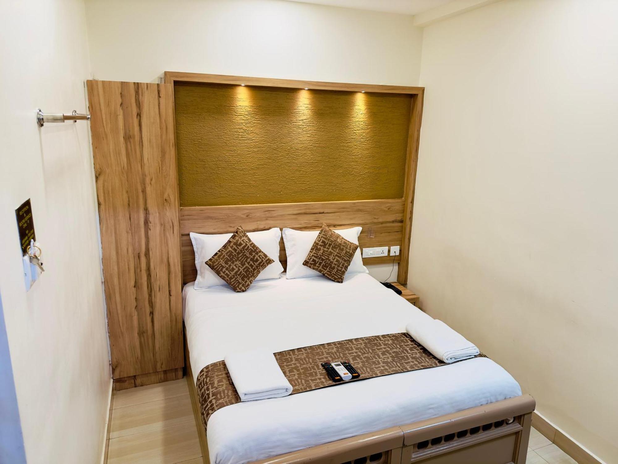 Stay Court - Business Class Hotel - Near Central Railway Station Chennai Exterior photo